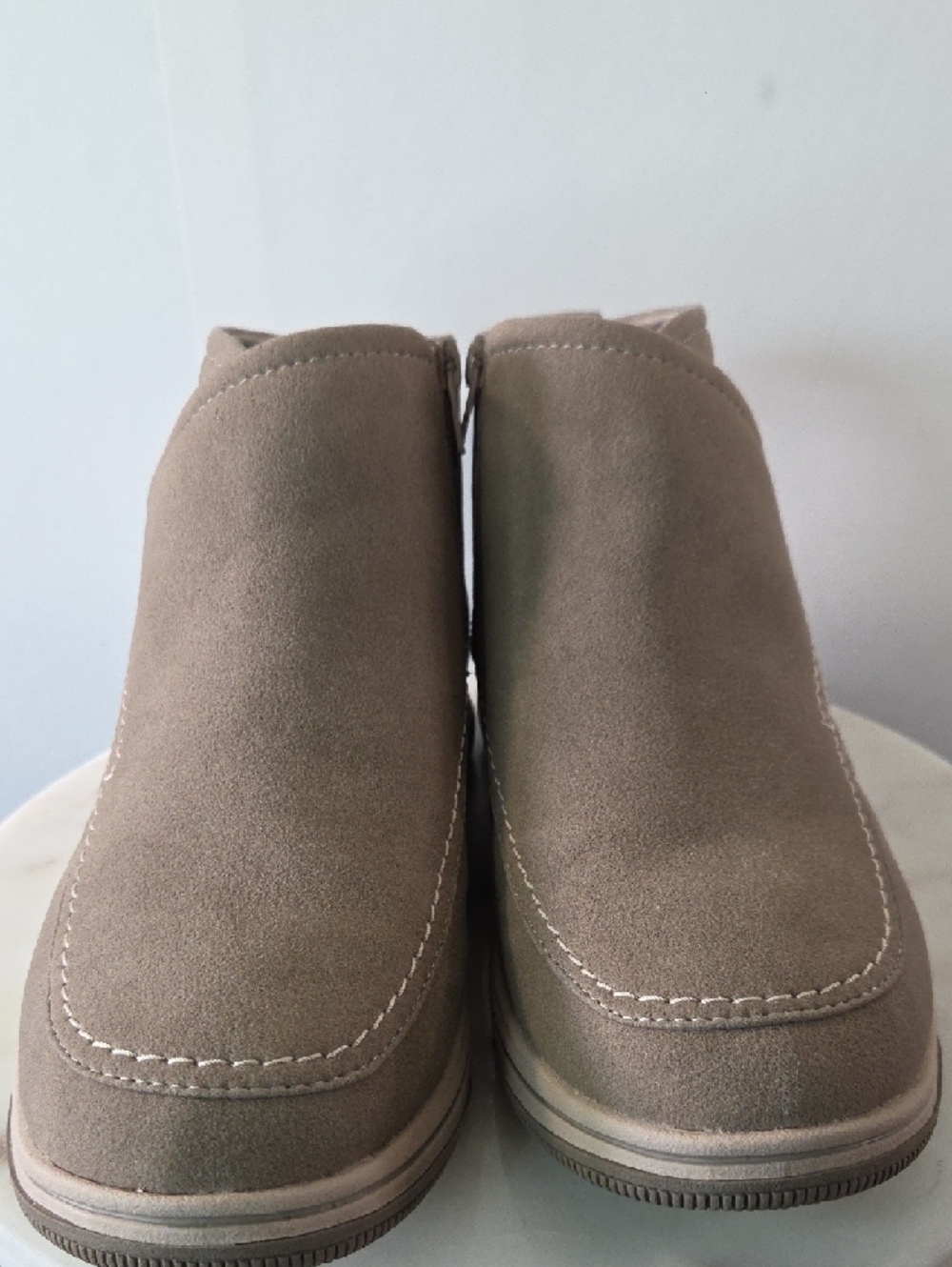 Clarks Women's Taupe Slip-On Ankle Booties Size 7.5W - Picture 2 of 6